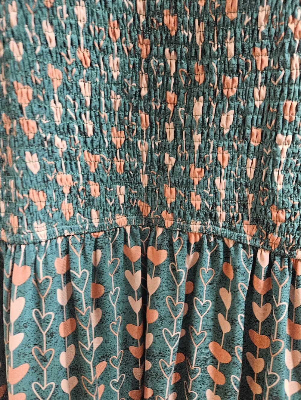 Ivy City Co Heart Print Smocked Dress – Size XS - Picture 5 of 7